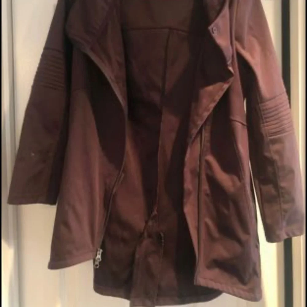 Dark purple women’s size Medium lightweight jacket - Picture 2 of 6